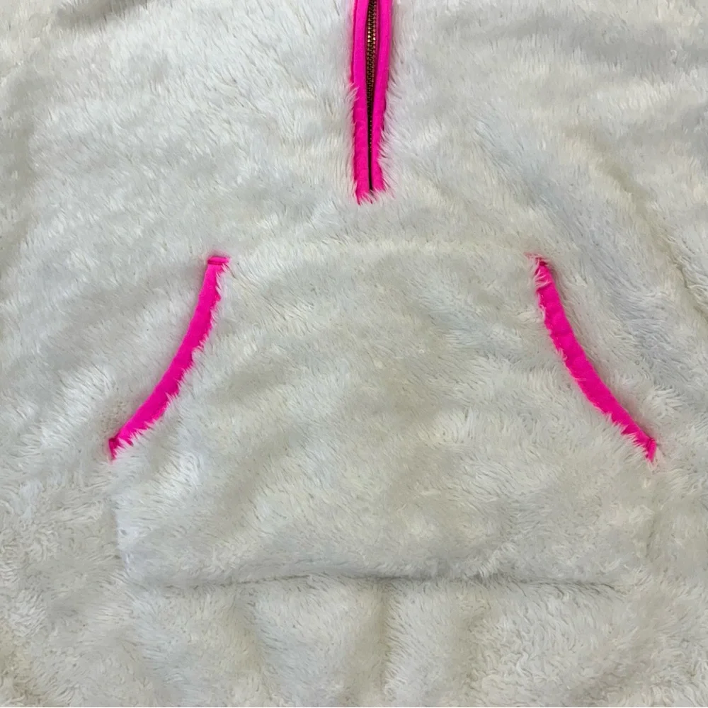 EUC Lilly Pulitzer Girls Large 8/10‎ Little Skipper Sherpa Popover coconut